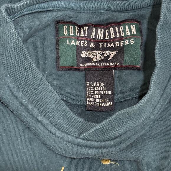 Vintage Great American Lakes Timbers Size XL Drummer Bear Holiday Sweatshirt - Picture 3 of 4